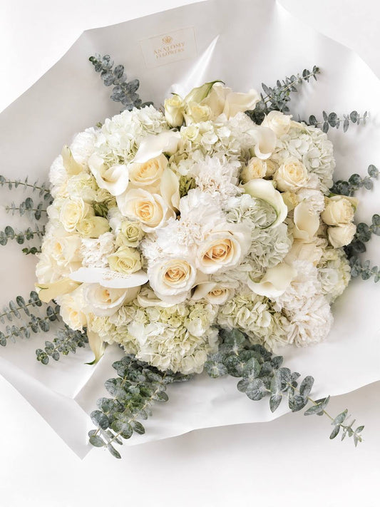 White Calla Lily Bouquet | Luxury Flowers Las Vegas